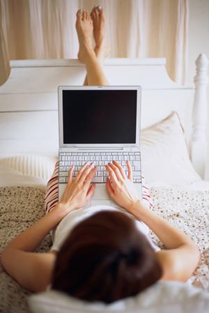 リラックスできるカリモクの食堂椅子